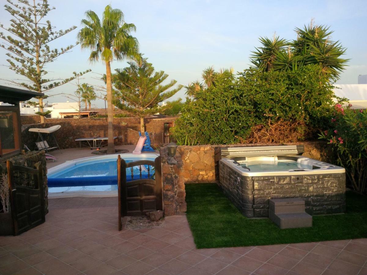 Villa Piscine Jacuzzi Puerto Del Carmen Puerto del Carmen  Exterior foto